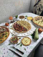 Fatim Pizza food