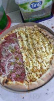 Primos Pizzaria food