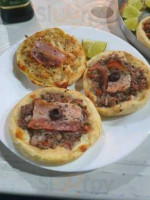 La Tavula Pizzaria food