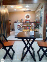 Café Mineiro inside