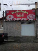 Rei Da Esfiha outside