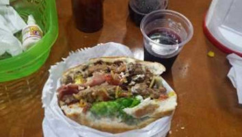 Burguy's Lanches food
