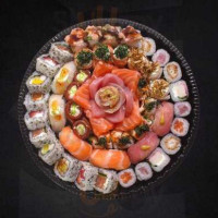 Kami Sushi Canela food
