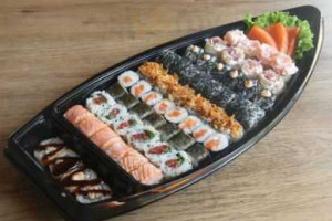 Kando Sushi inside