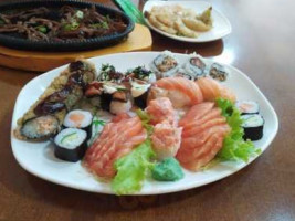Sushi Nagareboshi food