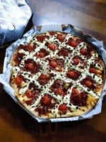 Patusco Pizzaria food