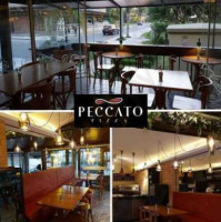 Peccato Pizza inside