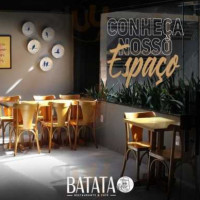Batata Café inside