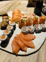 Kaizen Sushi Ltda food