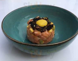 Mochi Sushi Lounge food