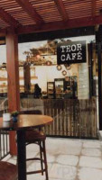 Teor Café outside