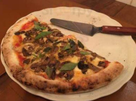 Eccelenza Pizzaria food