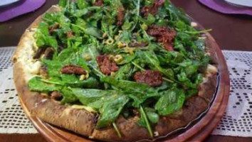 Pizzaria El Shadai food