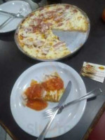 Sinesiu'S Lanchonete food