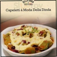Della Dinda food