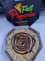 Fast Pizzaria 1 food