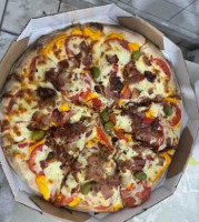 Pizzaria Bella Pizza food