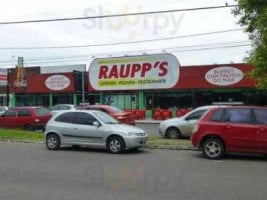 Raupp's Lancheria E Pizzaria outside