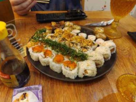 Oy Sushi food