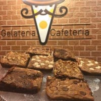 Dom Karamello Gelateria E Cafeteria food