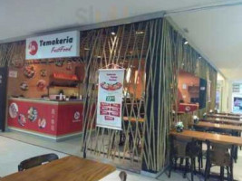 In Temakeria Fast Food inside