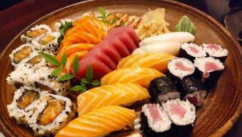 H2o Sushi food