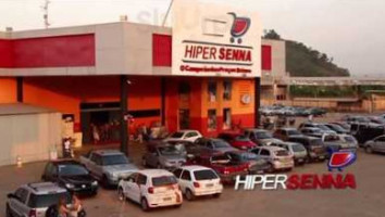 Hipersenna outside