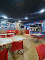 Family Pizzaria inside