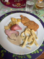 Schnitzelstubb food