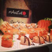 Manzuko Sushi food