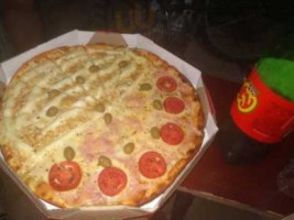 Pizzaria Dom Bosco food