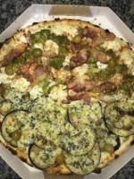 Pizza Do Ricardo E food