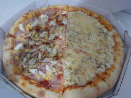 Pizzaria Nova Pioneira food