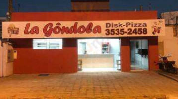 La Gôndola Pizzaria outside