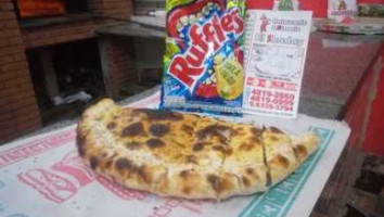 E Pizzaria El Shaday food