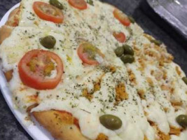 Pizzaria Bom Sabor food