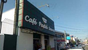 Cafe Mistura Brasileira outside