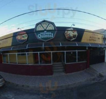 Pizzaria Quintal outside