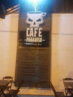 Café Paradiso outside