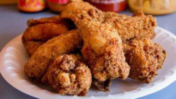 Carijó Fried Chicken food