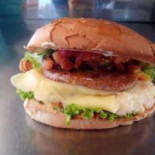 Lanches B2 Nourriture