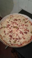 Pizzaria Carbone food