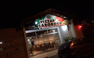 Central Pizzaria outside