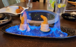 Kampeki Sushi Lounge food