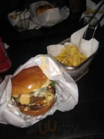 Touros Café Burger food