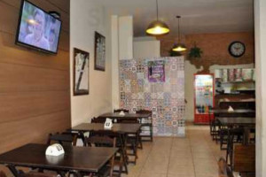 Pizzaria Le Villett inside