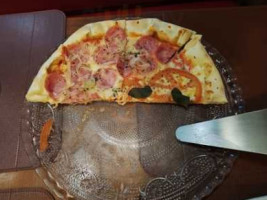 Macedonia Pizzaria food