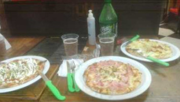 Pizza Storica food