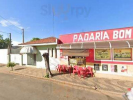 Panificadora Bom Jesus outside