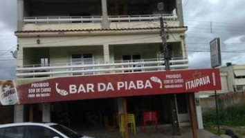 Da Piaba outside